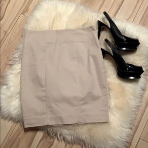 Bebe skirt